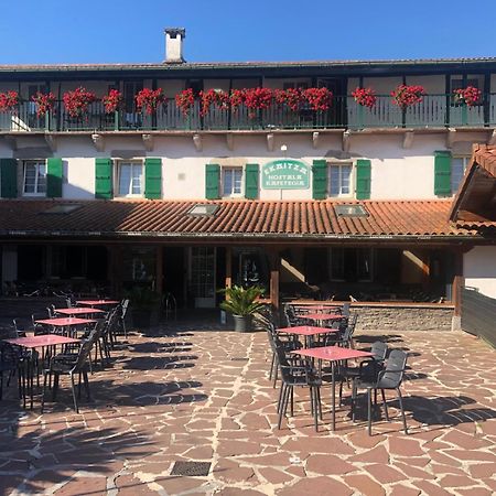 ホテル Hostal Ekaitza レサカ エクステリア 写真
