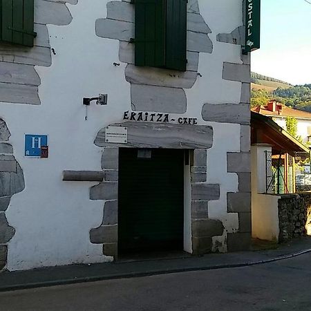 Hostal Ekaitza レサカ エクステリア 写真
